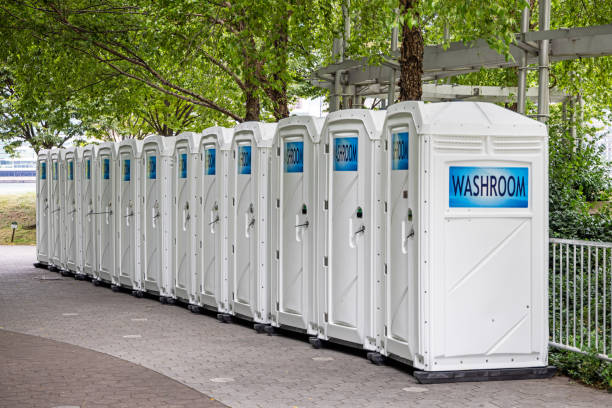 Best High-end porta potty rental  in Heyworth, IL